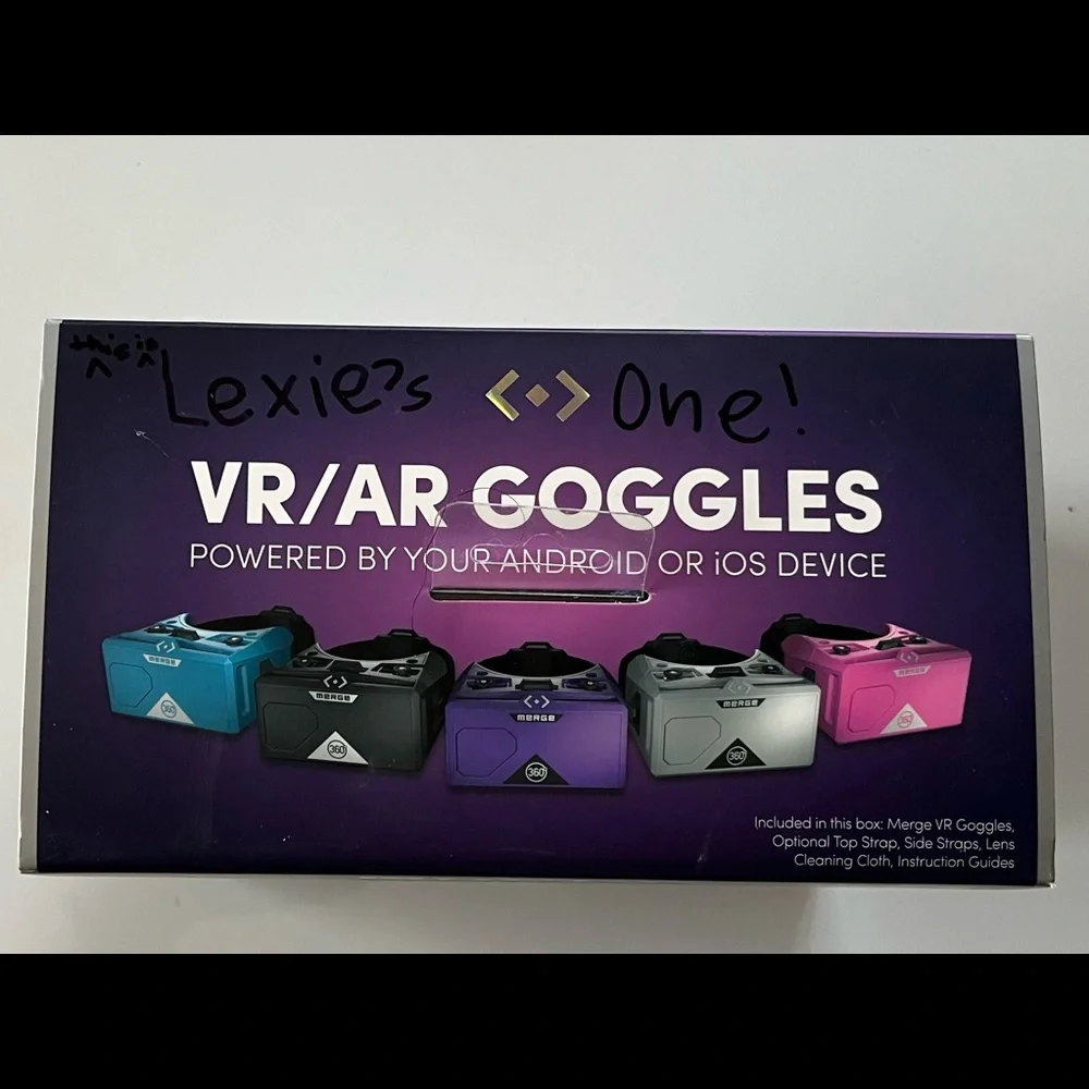 MERGE VR/AR GOGGLES- Powered by your Android or iOS device